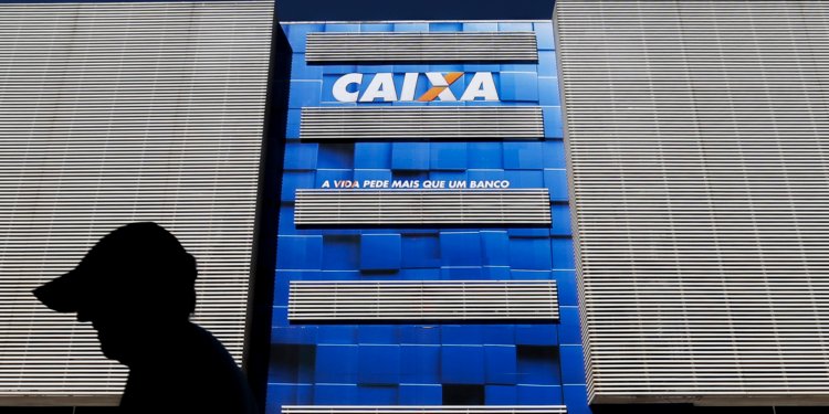 Lucro da Caixa recua 34% no primeiro trimestre sob impacto de novas regras do BC