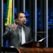 Magno Malta nega acusação de agressão e aponta falhas em atendimento hospitalar