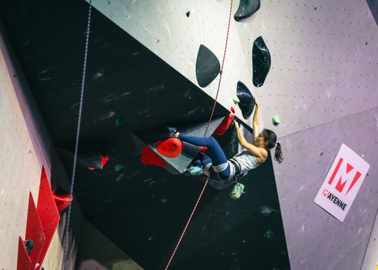 Marina dias conquista o tricampeonato da copa do mundo de paraescalada nos EUA