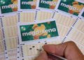 Mega-Sena acumula e prêmio dispara para R$ 300 milhões