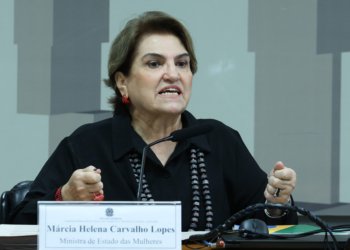 Ministra diz que fim da escala 6x1 abre portas para mulheres no mercado