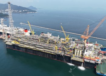 Petrobras coloca em operação 8ª plataforma do Campo de Búzios