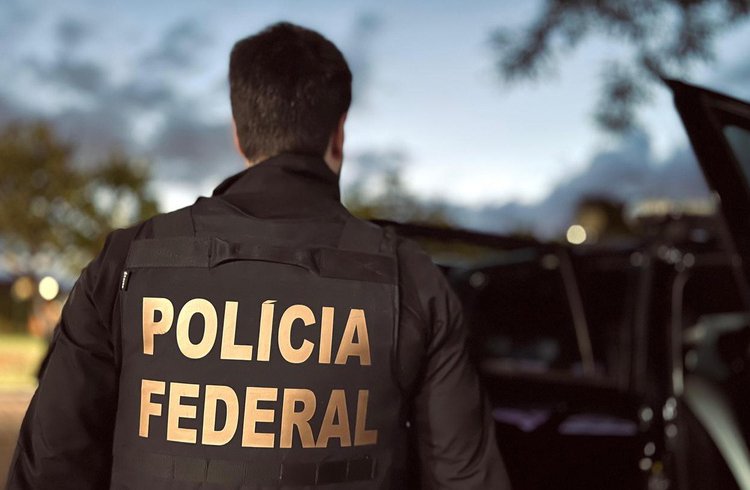 Polícia Federal mira grupo de combustíveis em operação contra fraude bilionária