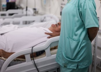 Quase mil médicos foram agredidos em unidades de saúde do Rio desde 2018