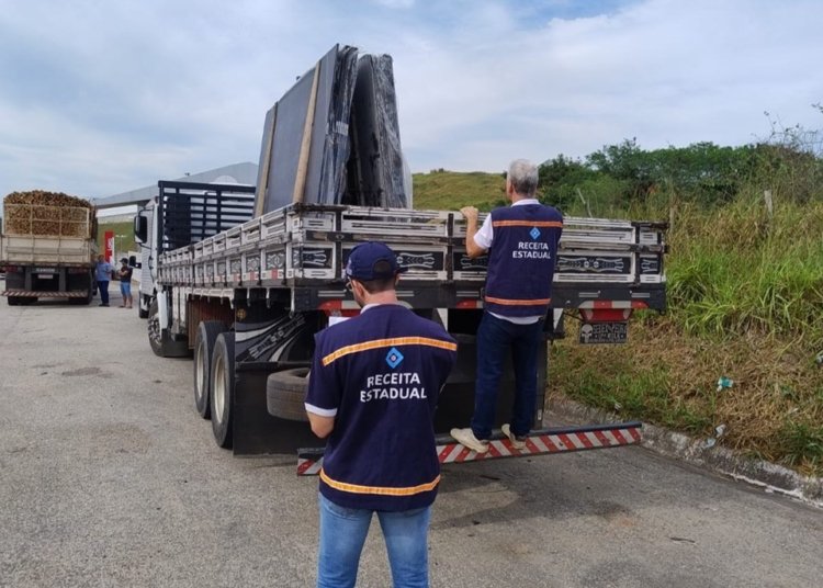 Sefaz apreende transporte irregular e recupera R$ 44,4 mil em fiscalização no Sul