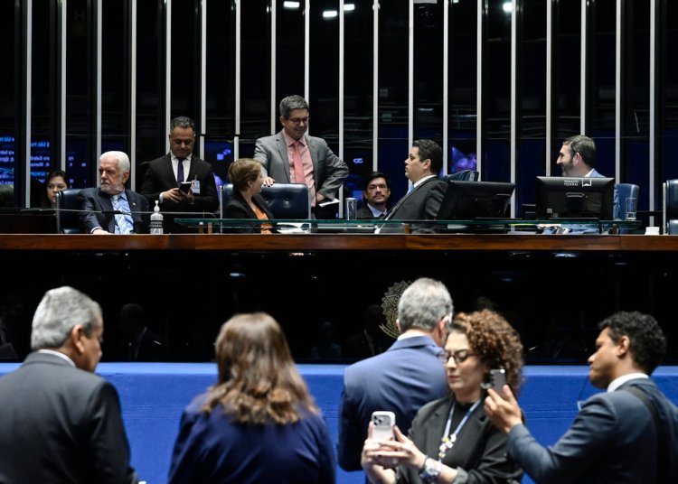 Senado aprova MP da renovação automática da CNH para bons condutores