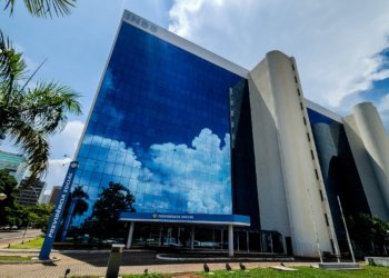 STF barra novo recurso e mantém derrota na revisão da vida toda do INSS