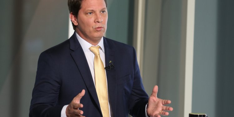 STF enfrenta dificuldades para notificar Mário Frias sobre emendas para filme