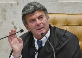 STF mantém prisões de pai e primo de ex-dono do Banco Master