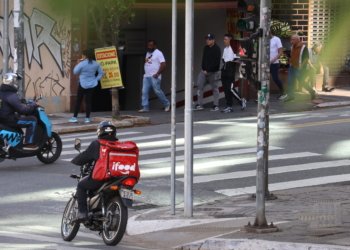 Supremo Tribunal Federal volta a discutir vínculo empregatício em aplicativos no dia 24