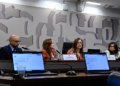 Vacinação contra o HPV é a principal estratégia para erradicar o câncer do colo do útero