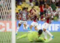 Vitória do Fluminense e liderança do Flamengo coroam noite histórica no Rio