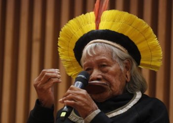 Cacique Raoni permanece na UTI em quadro grave e inspira cuidados médicos constantes