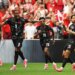 Canadá goleia Catar por 6 a 0 e garante primeira vitória na história das Copas do Mundo