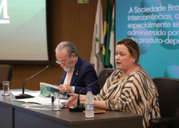 Conselho Federal de Medicina veta o uso do polimetilmetacrilato em procedimentos estéticos