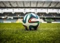 Copa do Mundo tem domingo decisivo com oito seleções buscando desempatar seus grupos