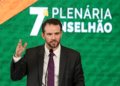 Dario Durigan defende soberania, critica escala 6x1 e detalha combate ao crime e apostas