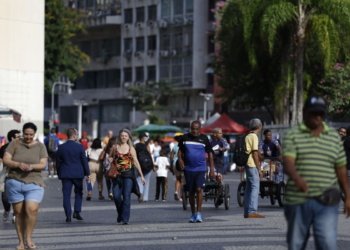 Entidades sem fins lucrativos apresentam menor desigualdade salarial entre gêneros no país