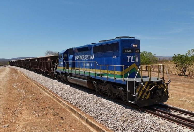 Ferrovia Transnordestina supera marca de 100 quilômetros de trilhos instalados