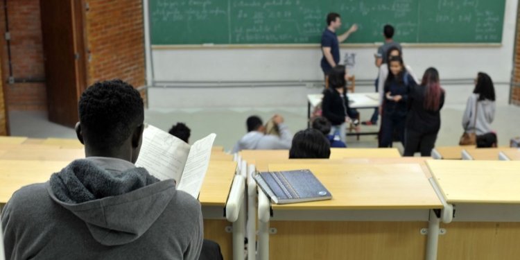 FIES do 2º semestre de 2026: instituições privadas têm até 15 de junho para aderir