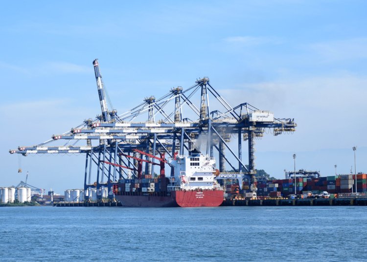 Governo facilita acesso a crédito do Plano Brasil Soberano para setores industriais