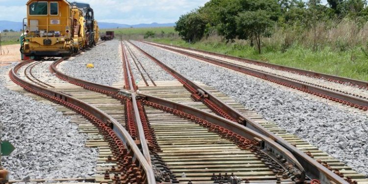 Governo projeta R$ 600 bilhões em ferrovias com novos terminais e financiamento de até 40 anos