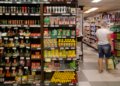 Indústria de alimentos lidera contratações e consolida sua força na economia nacional em 2024