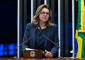 Leila Barros exige explicações do Brb sobre operações financeiras e riscos ao Distrito Federal
