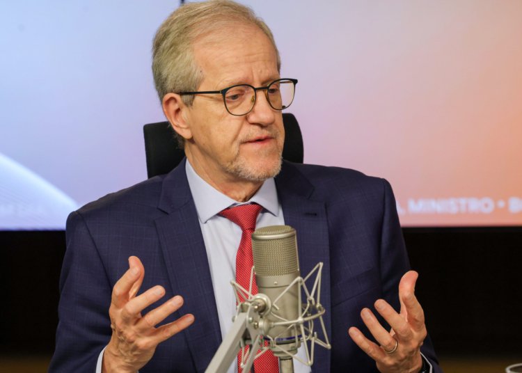 Ministro detalha combate ao El Niño e conquistas ambientais do governo