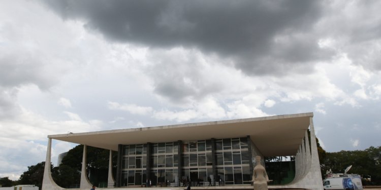 Moraes libera julgamento de Eduardo Bolsonaro por lobby de sanções contra o Brasil