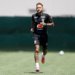 Neymar corre contra o tempo em Nova Jersey mas deve desfalcar seleção contra o Haiti