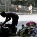 O rastro cruel: Brasil registra 150 mil agressões a pessoas em situação de rua em uma década