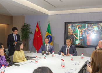 Oportunidades bilionárias: Brasil lança guia em mandarim para fisgar investidores chineses
