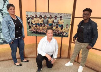 Pioneiras do futebol feminino ganham homenagem no Sem Censura a um ano da Copa do Mundo