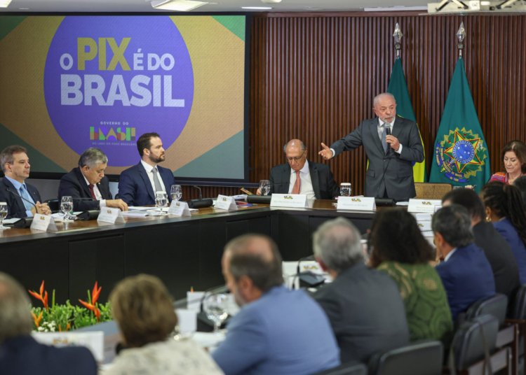 Plano do Brasil para ampliar mercados em reação às novas tarifas dos Estados Unidos