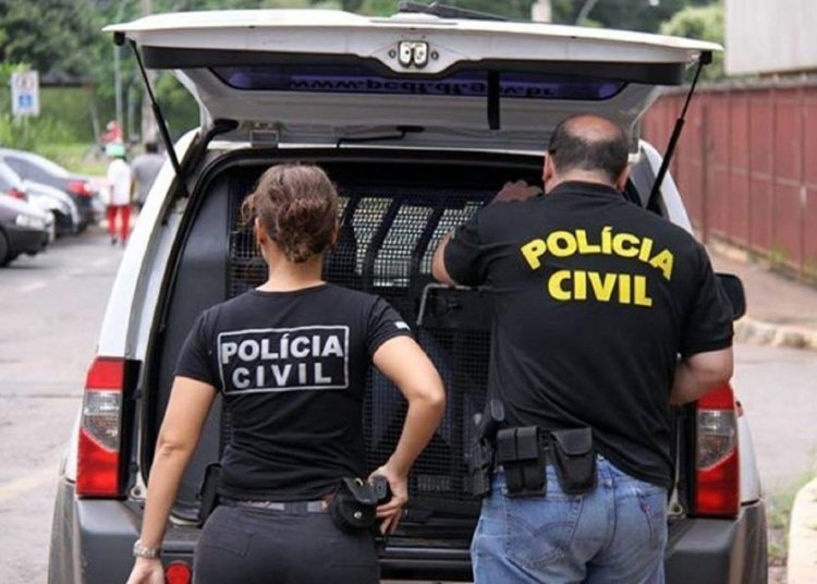 Polícia do Distrito Federal investiga origem de arma de fogo ligada a Jair Bolsonaro