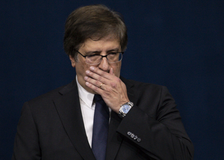 Procurador-geral da República não enxerga falta grave de Bolsonaro em posse de armamento