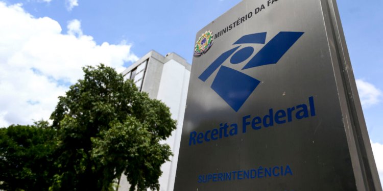 Receita Federal adia para 2027 obrigatoriedade de CNPJ para autônomos e produtores rurais