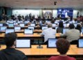 Redução da maioridade penal para 16 anos vence com 44 votos favoráveis na CCJ da Câmara
