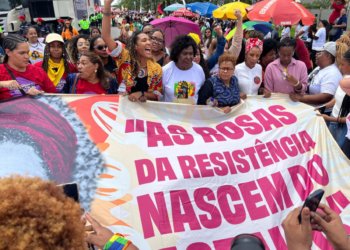 Representação feminina no Legislativo empaca mesmo com explosão de candidaturas desde 1998