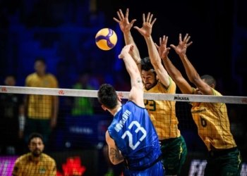 Seleção brasileira de vôlei acumula novo revés na Liga das Nações frente à Itália