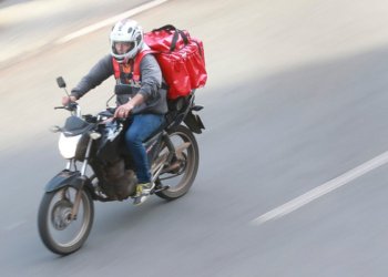 STF decide hoje o futuro do vínculo empregatício entre motoristas e aplicativos