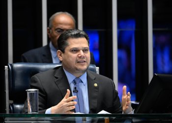 Tramitação da PEC que propõe o fim da escala 6x1 deverá passar por comissões no Senado