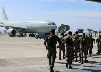 Venezuela recebe reforço brasileiro de 18 toneladas em medicamentos e equipe de resgate