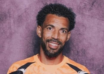 Vozinha busca um último capítulo feliz nos gramados após brilhar na estreia da Copa