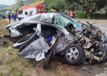 acidente entre carro e carreta é registrado na br 262, em ibatiba © portal caparao