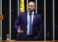Alexandre de Moraes exige explicações de Daniel Silveira sobre uso do X em vídeo político