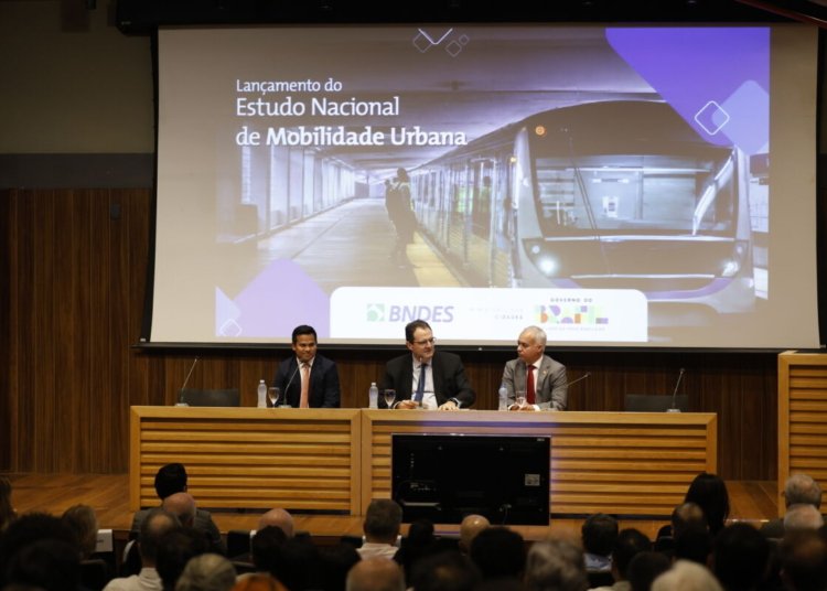 BNDES projeta expansão de 3 mil quilômetros na rede de transporte público em 21 regiões