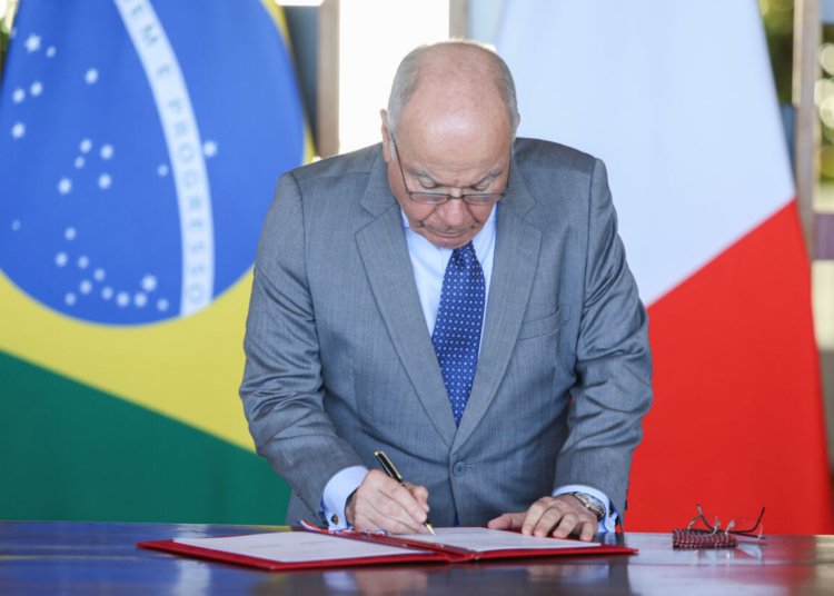 Brasil defende soberania contra eventual ação militar dos EUA em facções