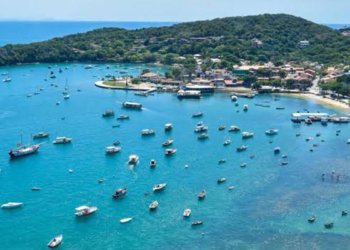 Búzios afasta e prende subsecretário de turismo por propina em festas de barcos